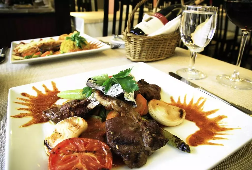 hotel aksan izmir_shabavizparvaz_17.jpg